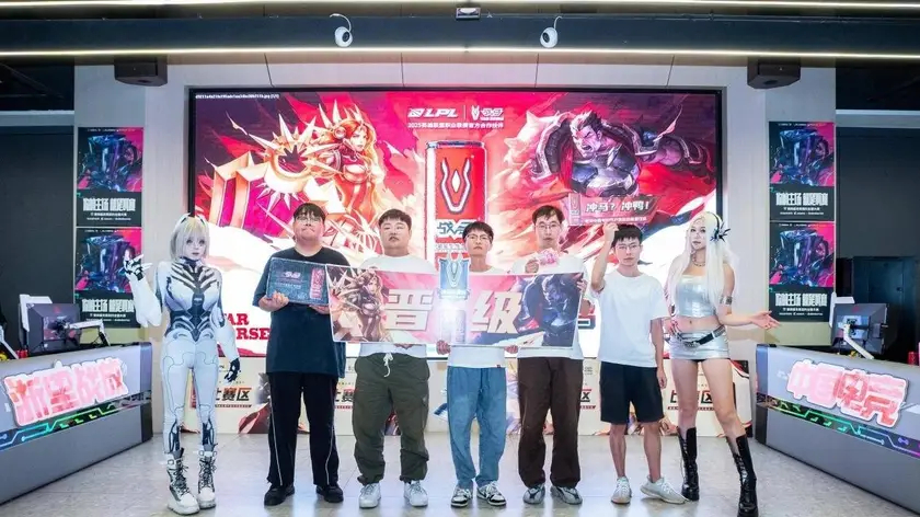 下路对位天花板！Ruler vs JackeyLove，宿命对决谁将胜出？